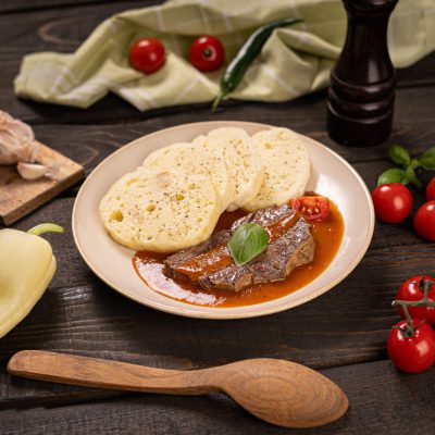 Hovadzie pecene na paradajkovej omacke, knedla_405