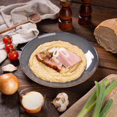 Hrachova kasa s cibulkou, udena krkovicka_120