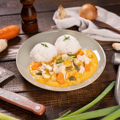 Kuracie na cervenom kari s kokosovym mliekom, jasminova ryza_112